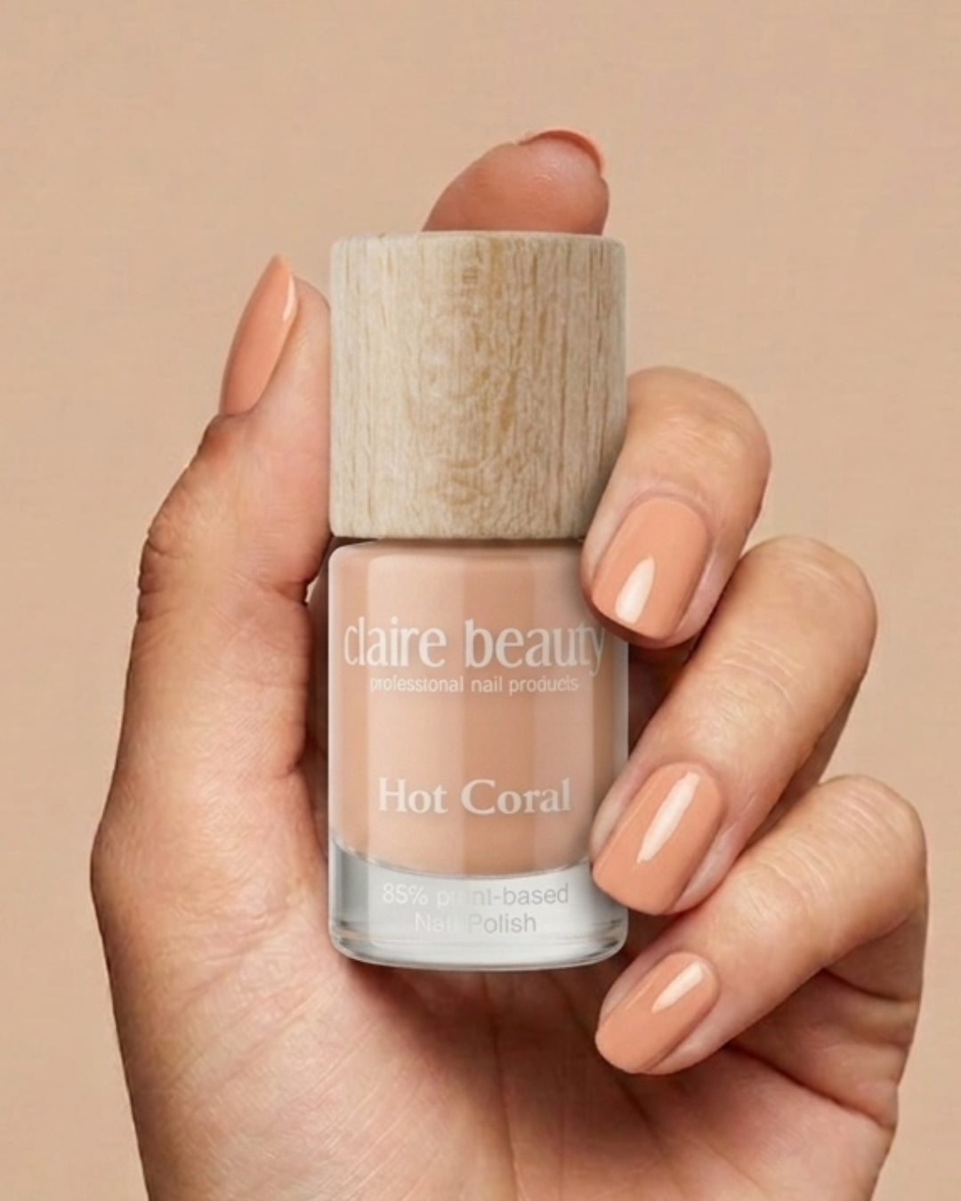 Green Plant Based Nagellack Hot Coral