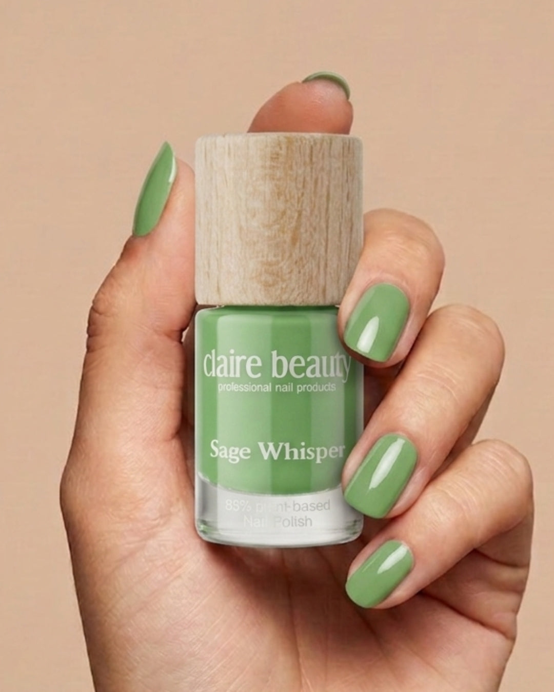 Green Plant Based Nagellack Sage Wisper