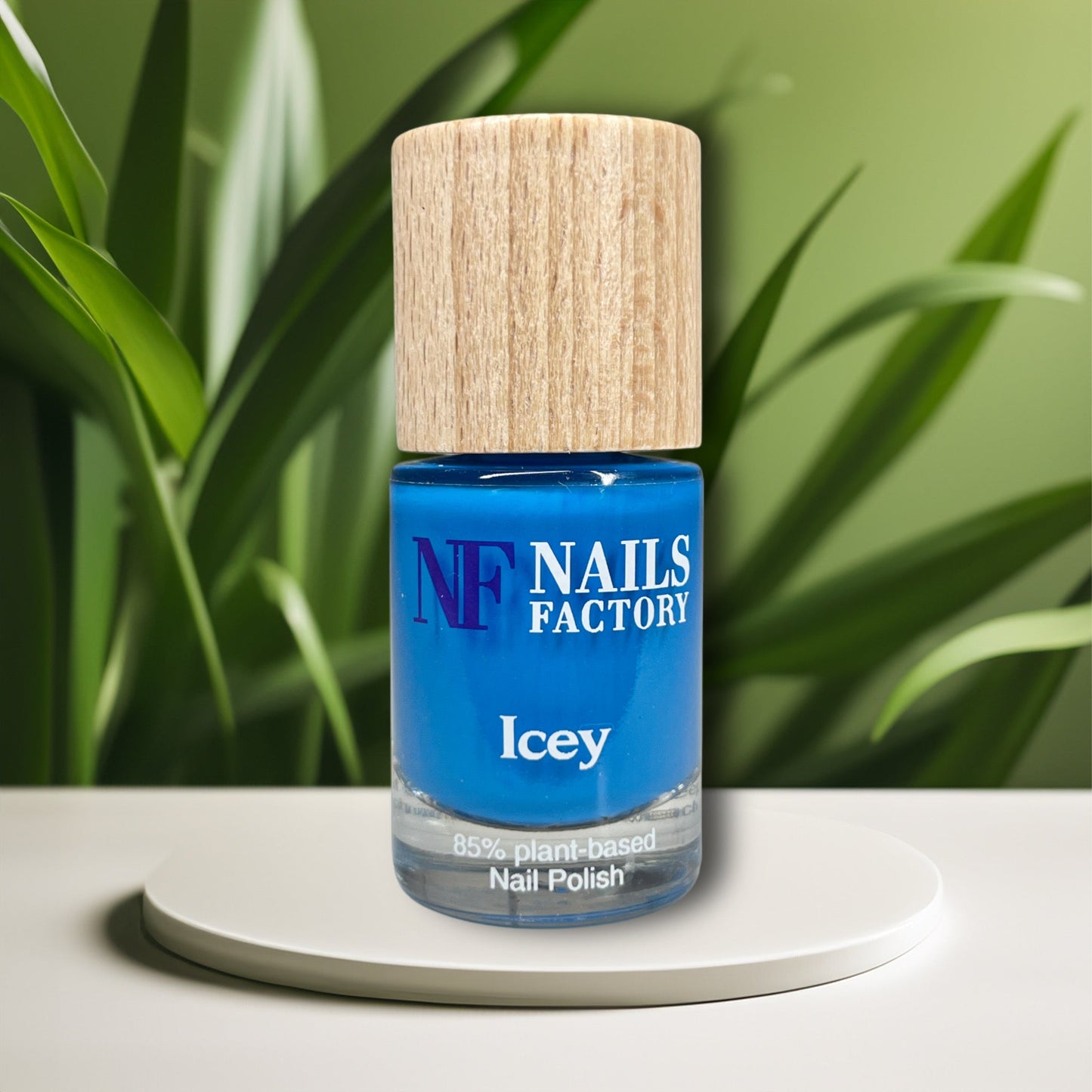 Green Plant Based Nagellack Icey claire beauty