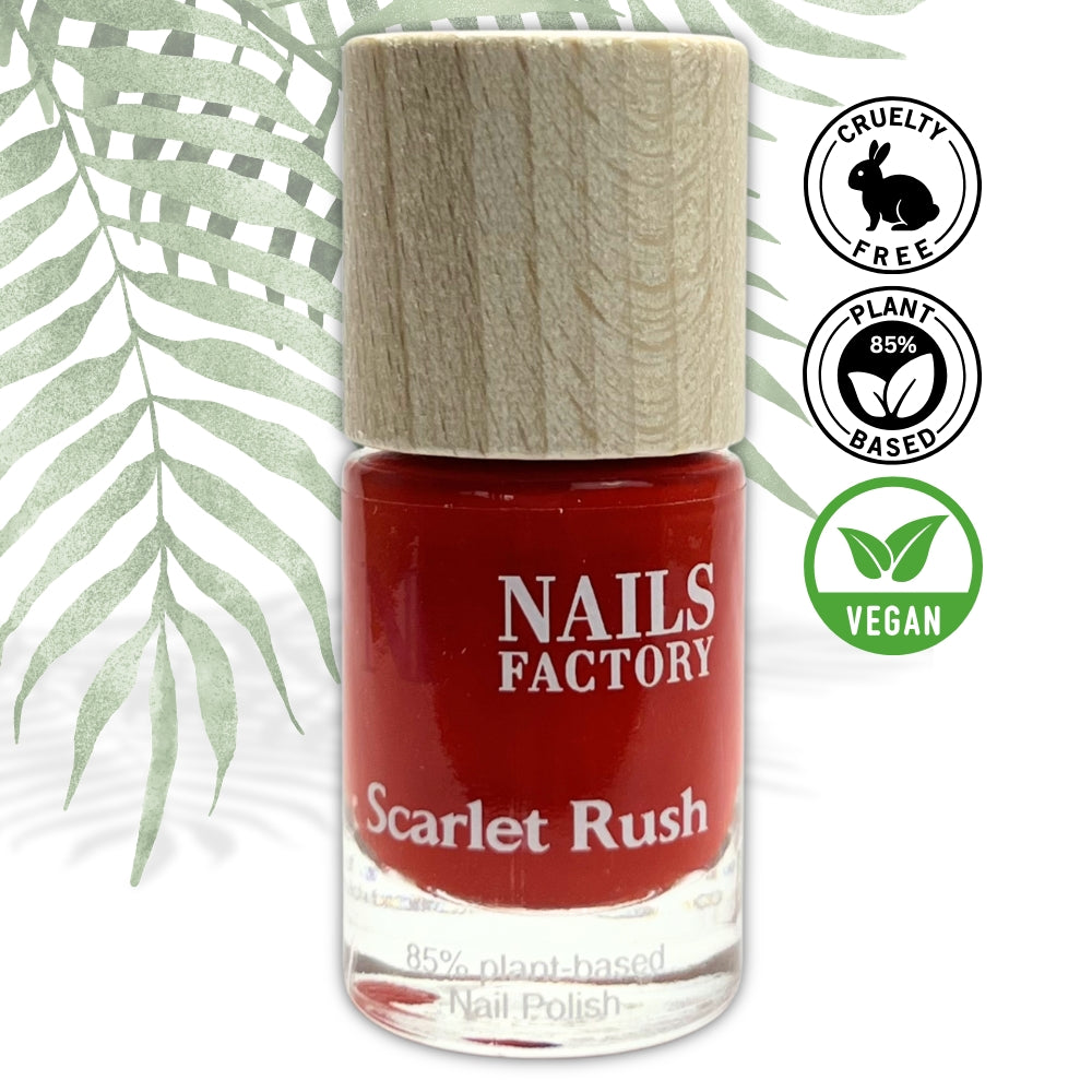 Green Plant Based Nagellack Scarlet Rush | Last Stock