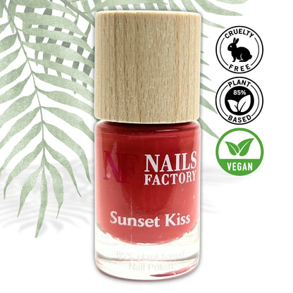 Green Plant Based Nagellack Sunset Kiss | Last Stock