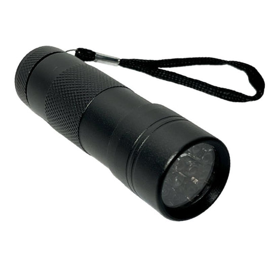 Kleine schwarze UV/LED-Lampe von Claire Beauty mit 9W Leistung, ideal zum Aushärten von Nagelgel.